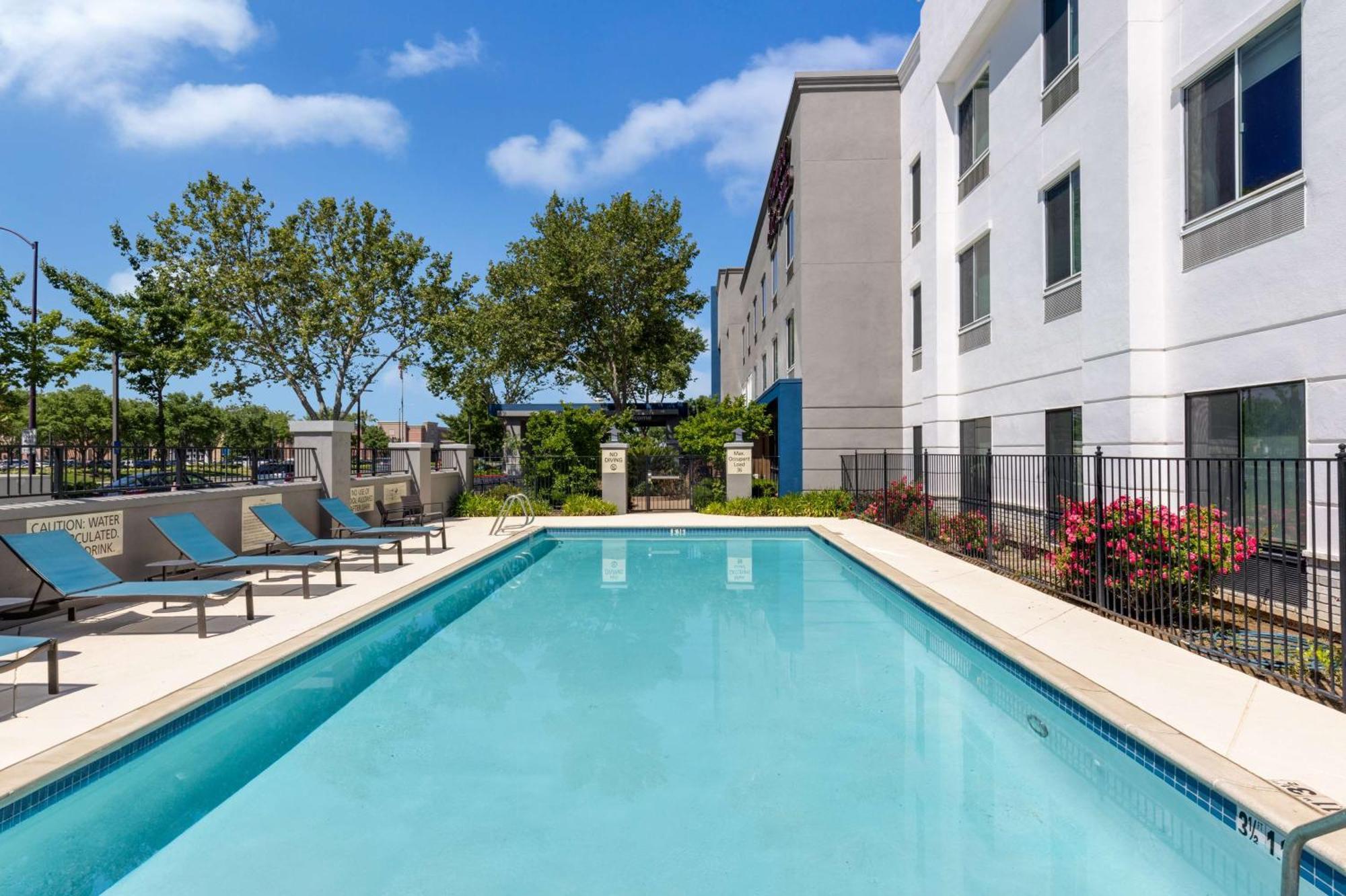 Hampton Inn & Suites Yuba City Extérieur photo